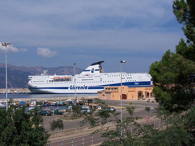 Tirrenia al porto di Arbatax